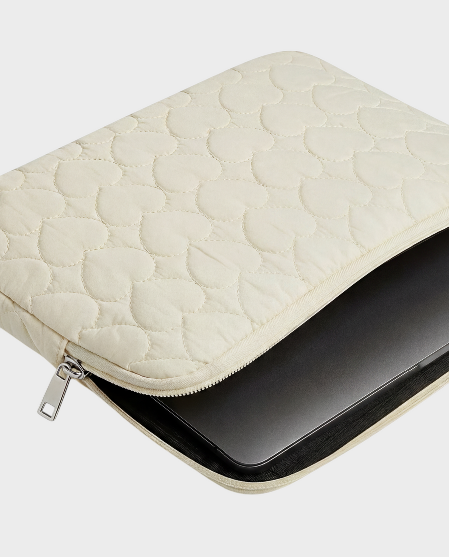 Alba – Cream Hearts – iPad & Tablet Sleeve