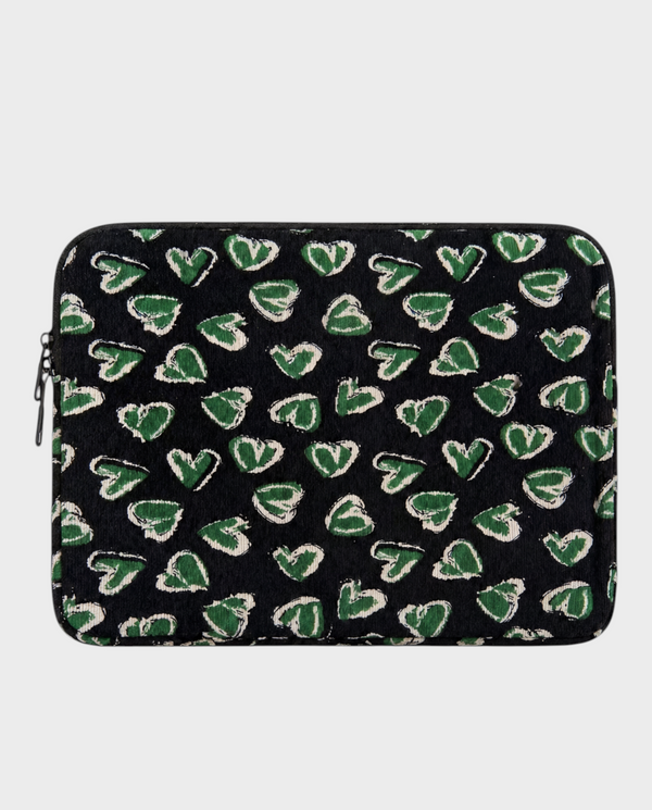 Cuore – Onyx Hearts – iPad & Tablet Sleeve