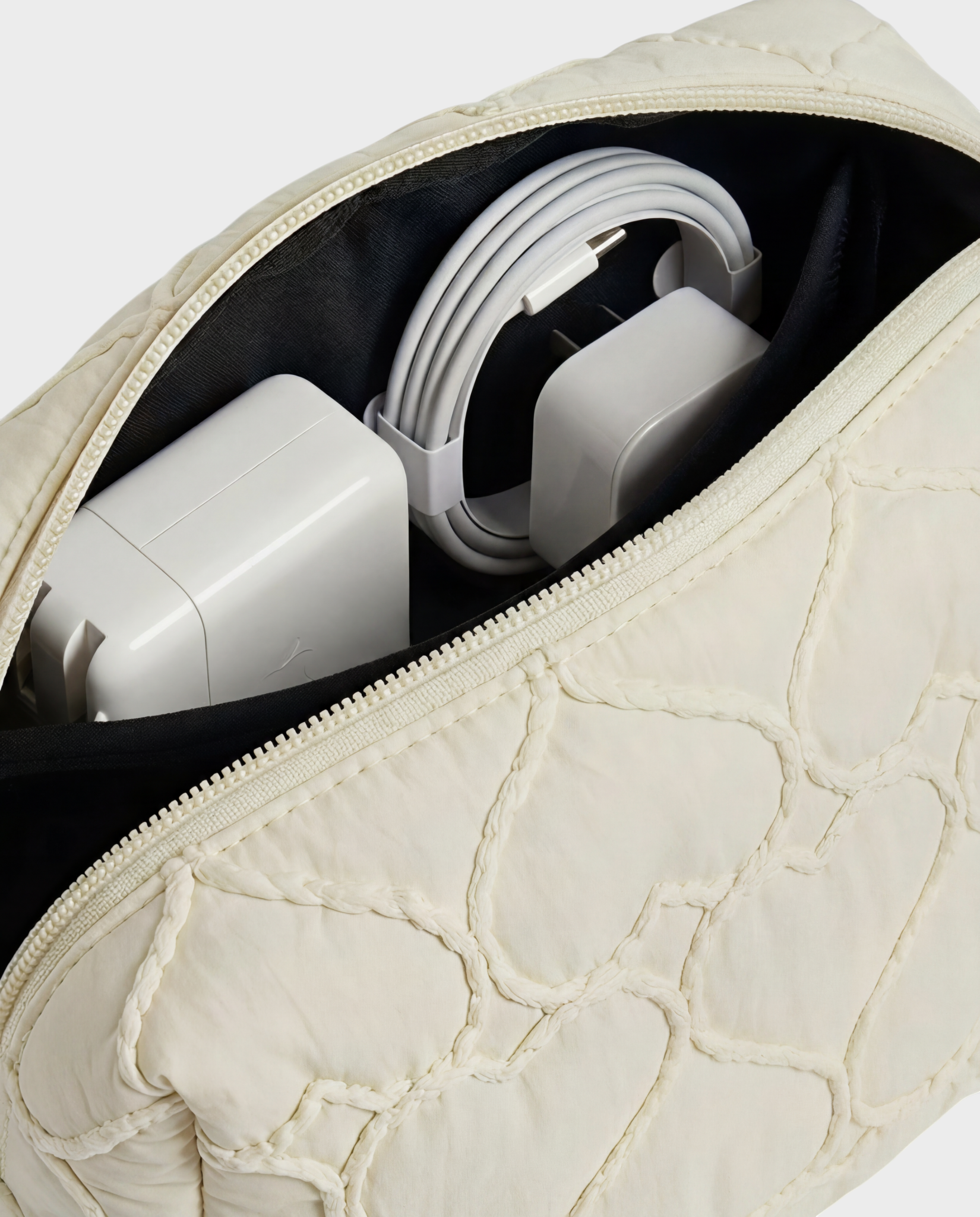 Image of Alba Mini charger sleeve pouch – Komye (view 1)