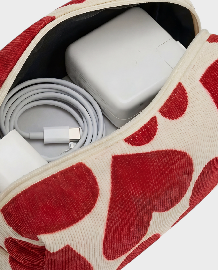 Crush – Red Heart – Mini Charger Pouch