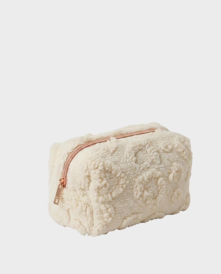 Margo – Cream Heart Textured – Mini Charger Pouch