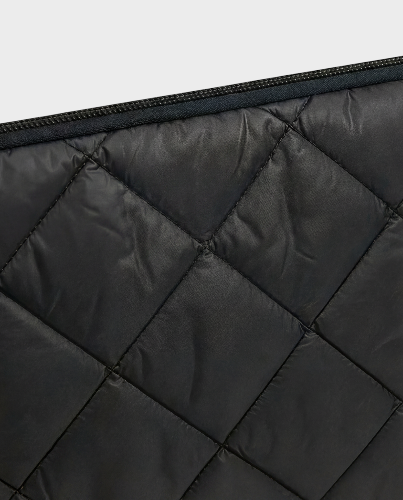 Image of Night laptop sleeve 15-16 inch quilted black – Komye (view 2)