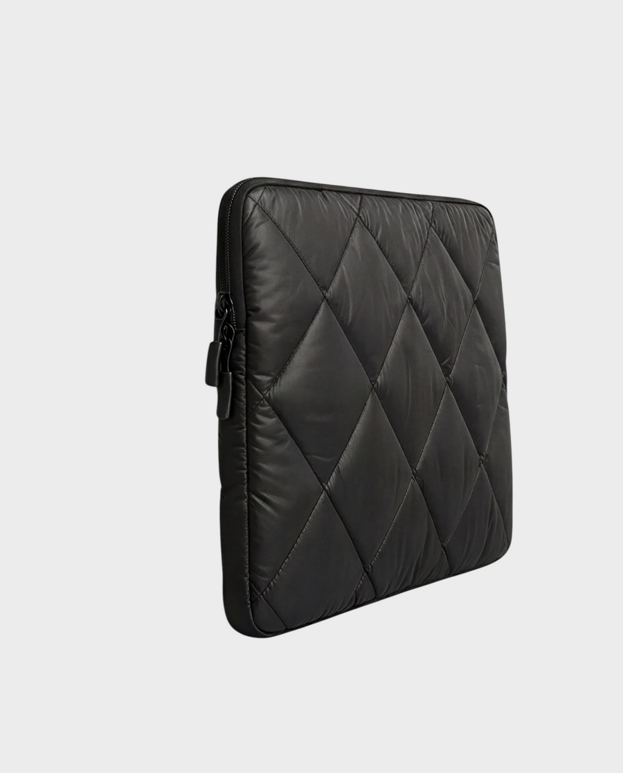 Night – Black Quilted – Laptop Sleeve 15" & 16"