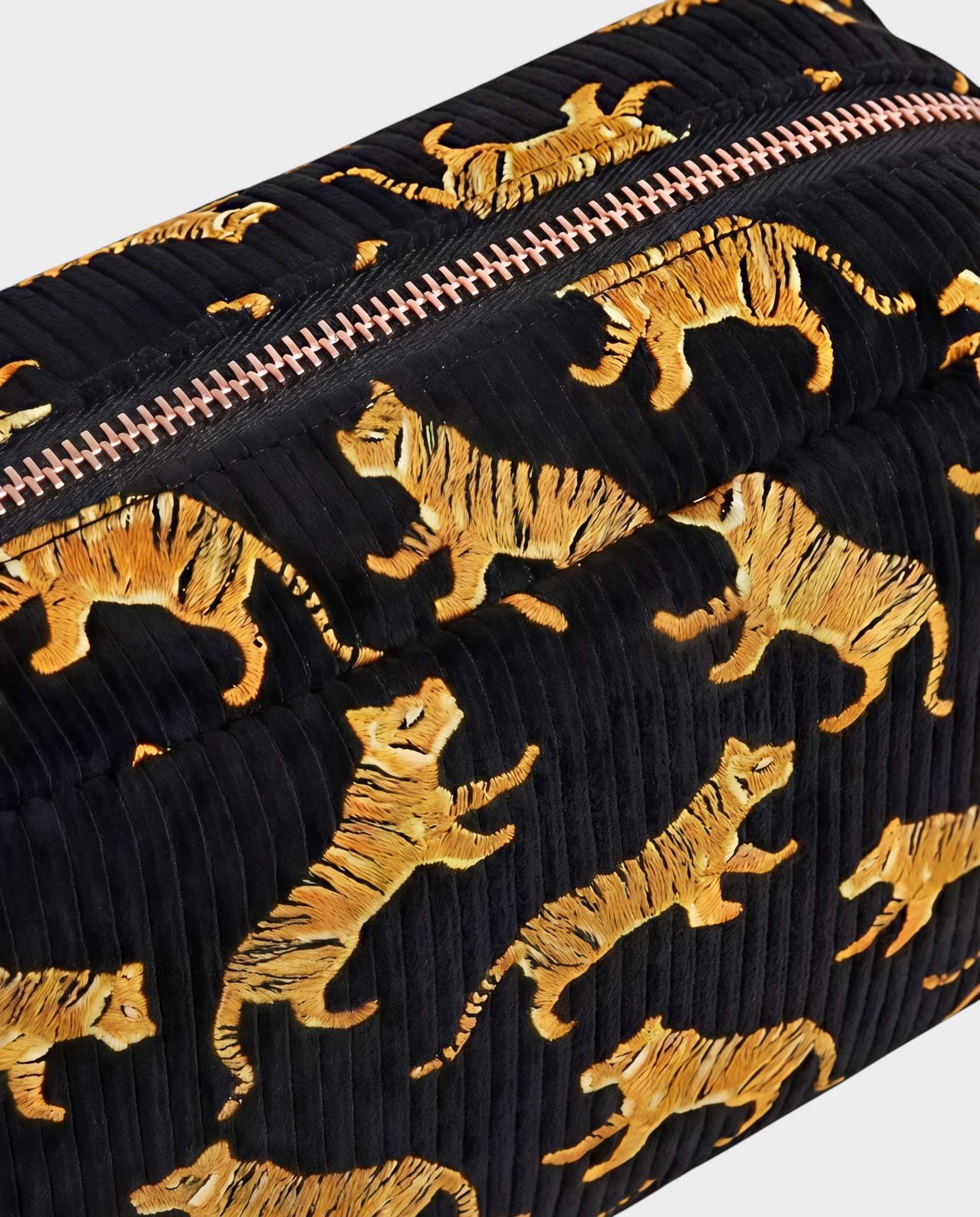 Image of Royal mini charger sleeve pouch – Komye (view 3)