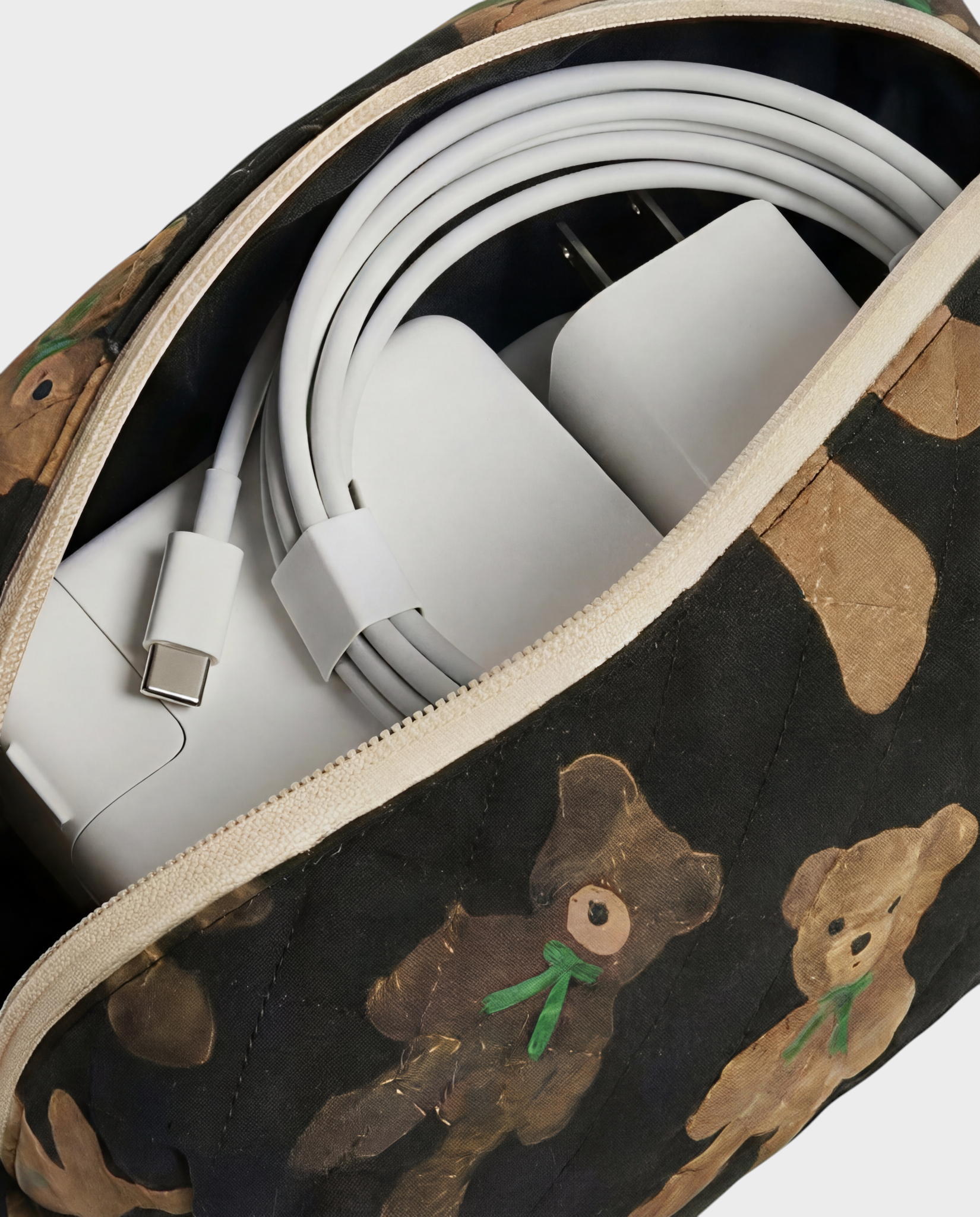 Image of Teddy charger sleeve pouch – Komye (view 1)