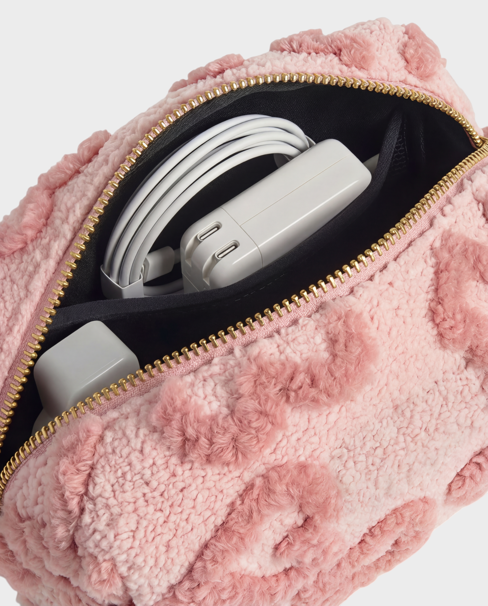Image of Velvet Mini charger sleeve pouch – Komye (view 1)