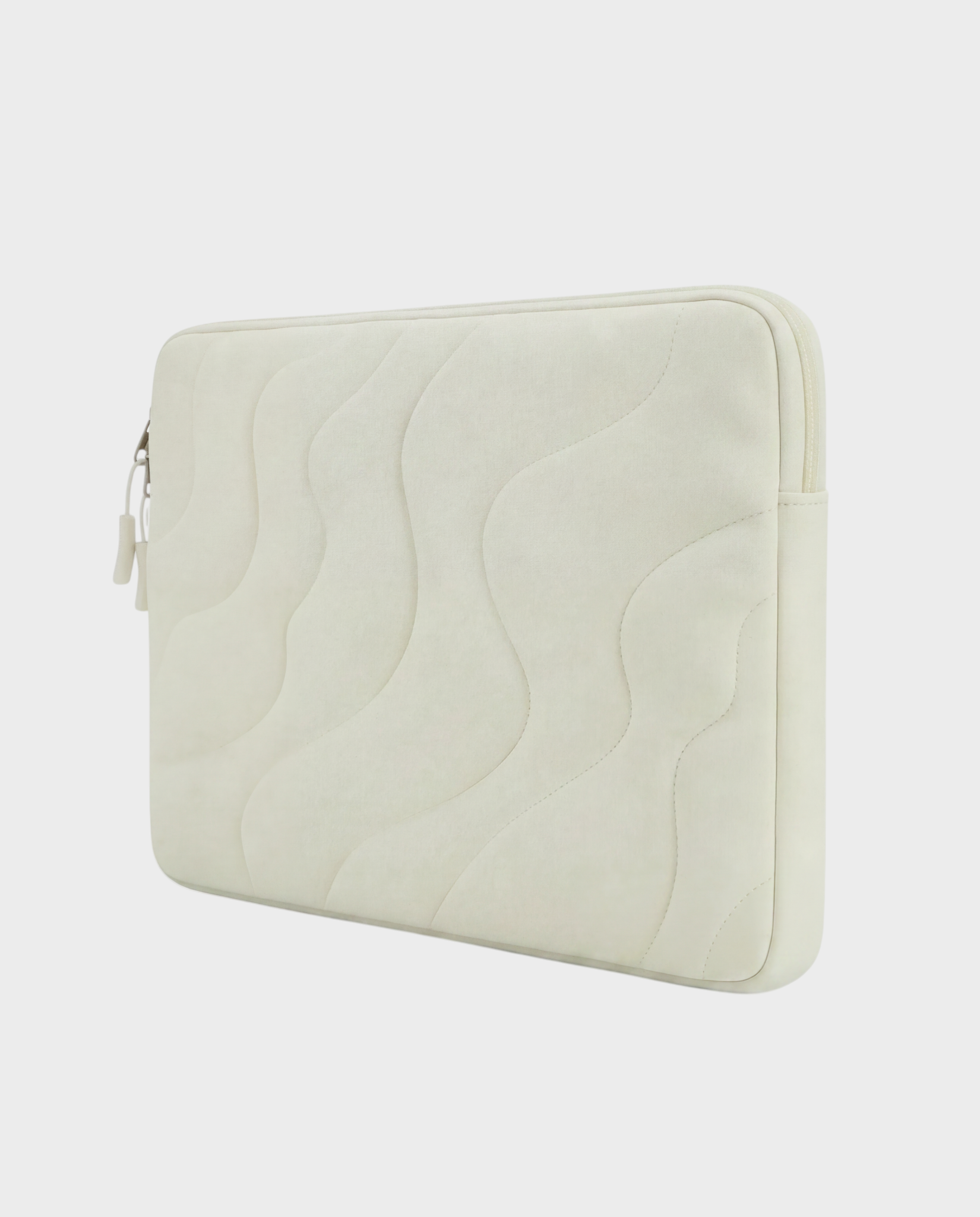 Image of Wave laptop sleeve 13-14 inch cream quilted – Komye (view 4)