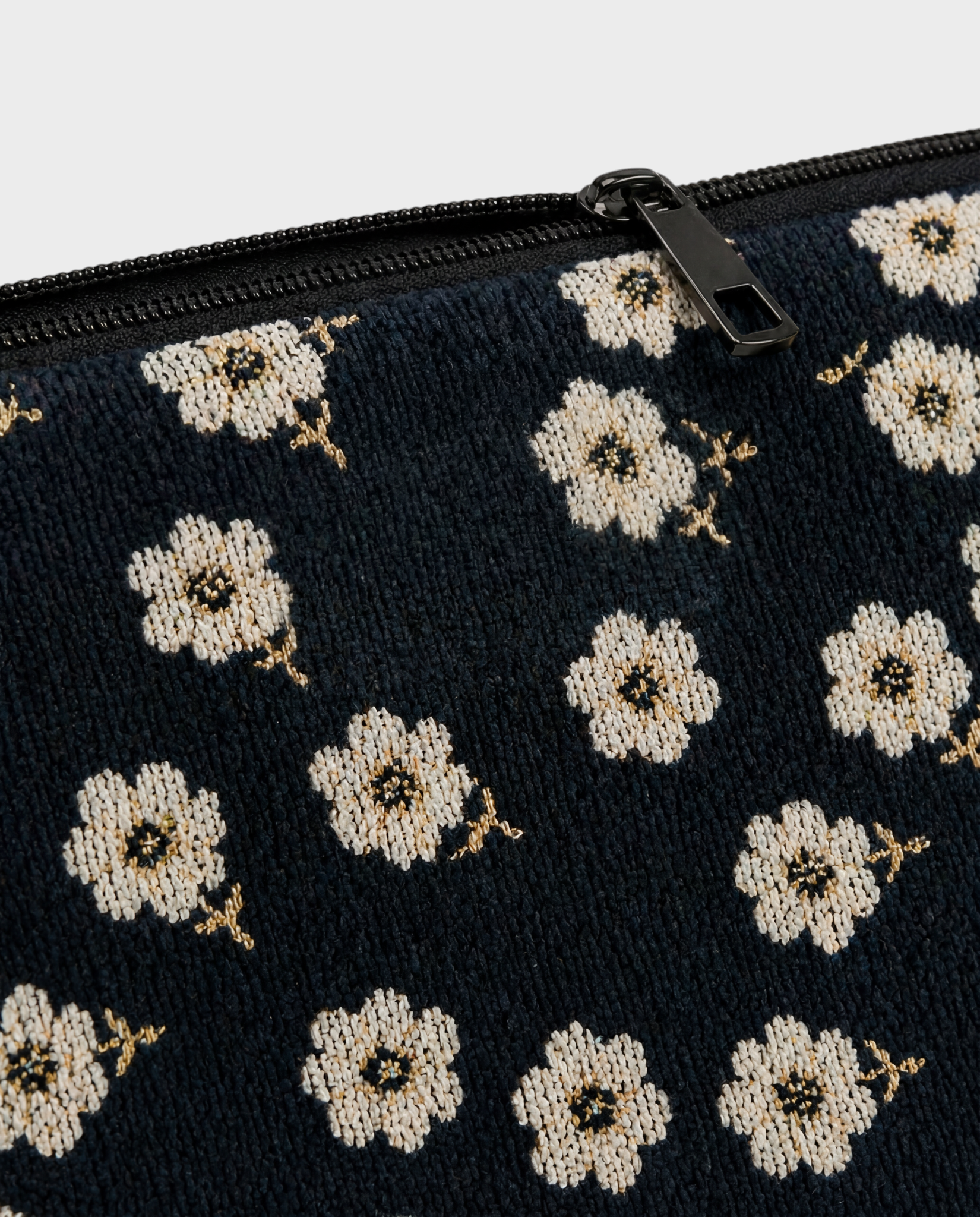 Image of Eden laptop sleeve 13-14 inch onyx – Komye (view 2)