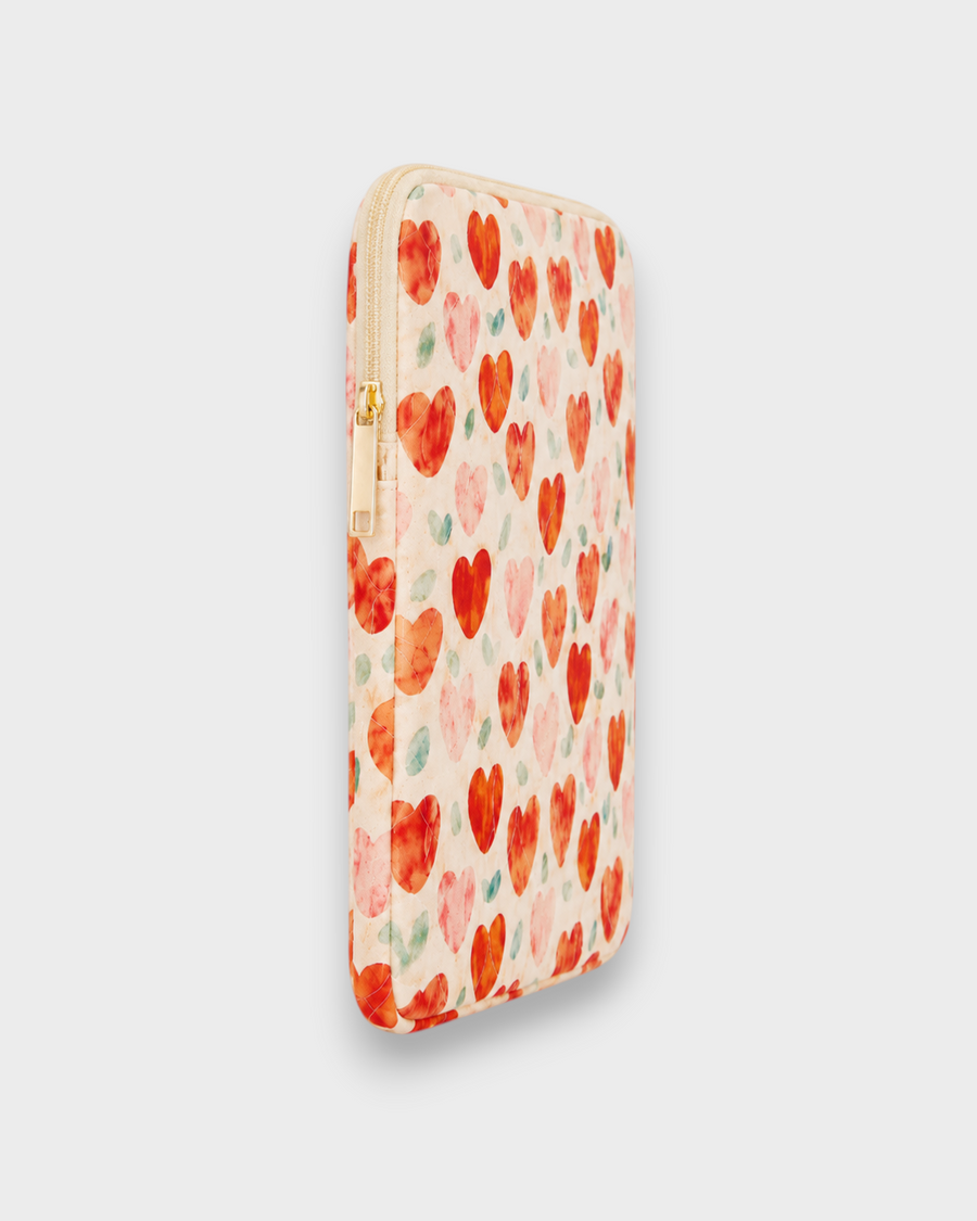 Cherie – Cream Heart – Laptop Sleeve 15" & 16"