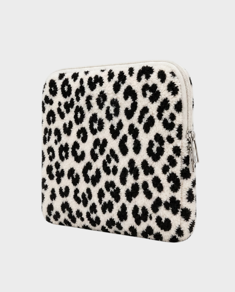 Neve – Cream Leopard – iPad & Tablet Sleeve